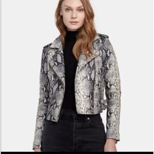Philosophy Women's Medium Snake Skin Print Embossed Faux Leather Mob Wife Jacket